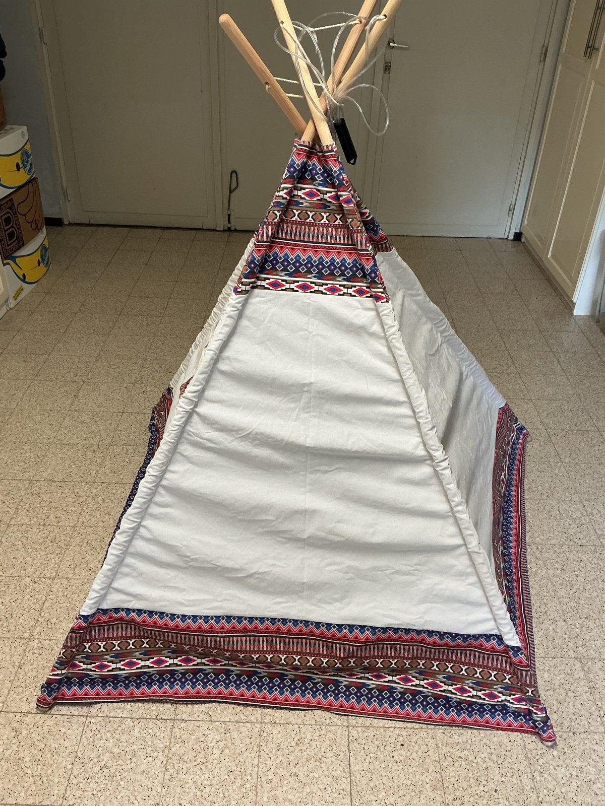 Zo goed als nieuwe tipi tent met verlichting, Ophalen, Zo goed als nieuw, Overige materialen