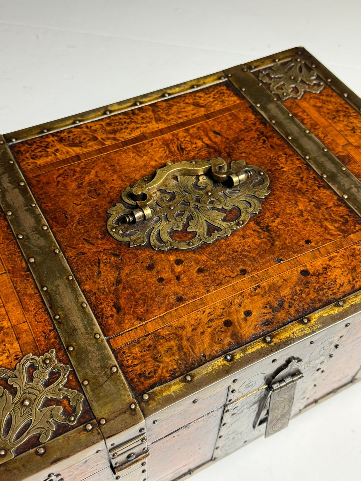 Engelse kist strongbox ca. 1700, Ophalen, Gebruikt, Minder dan 50 cm