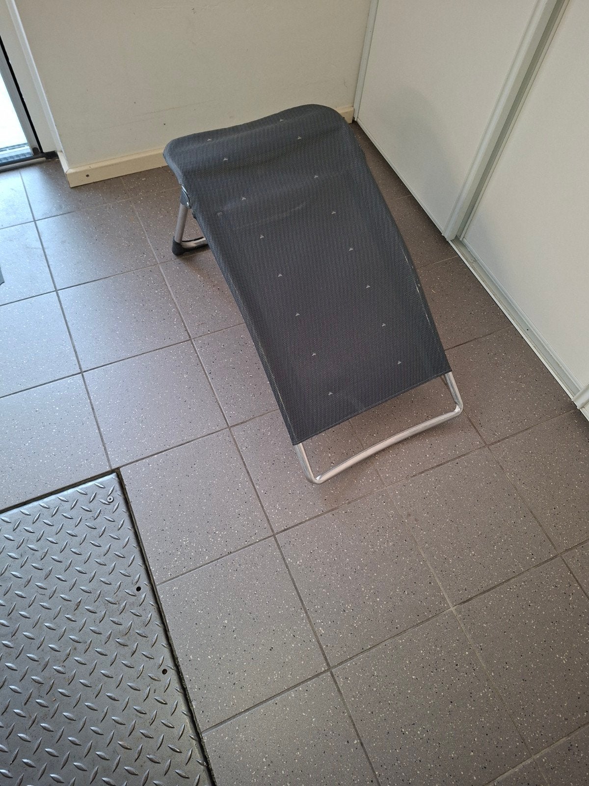 Gebruikt voeten steun voor camping stoel., Caravans en Kamperen, Ophalen, Gebruikt