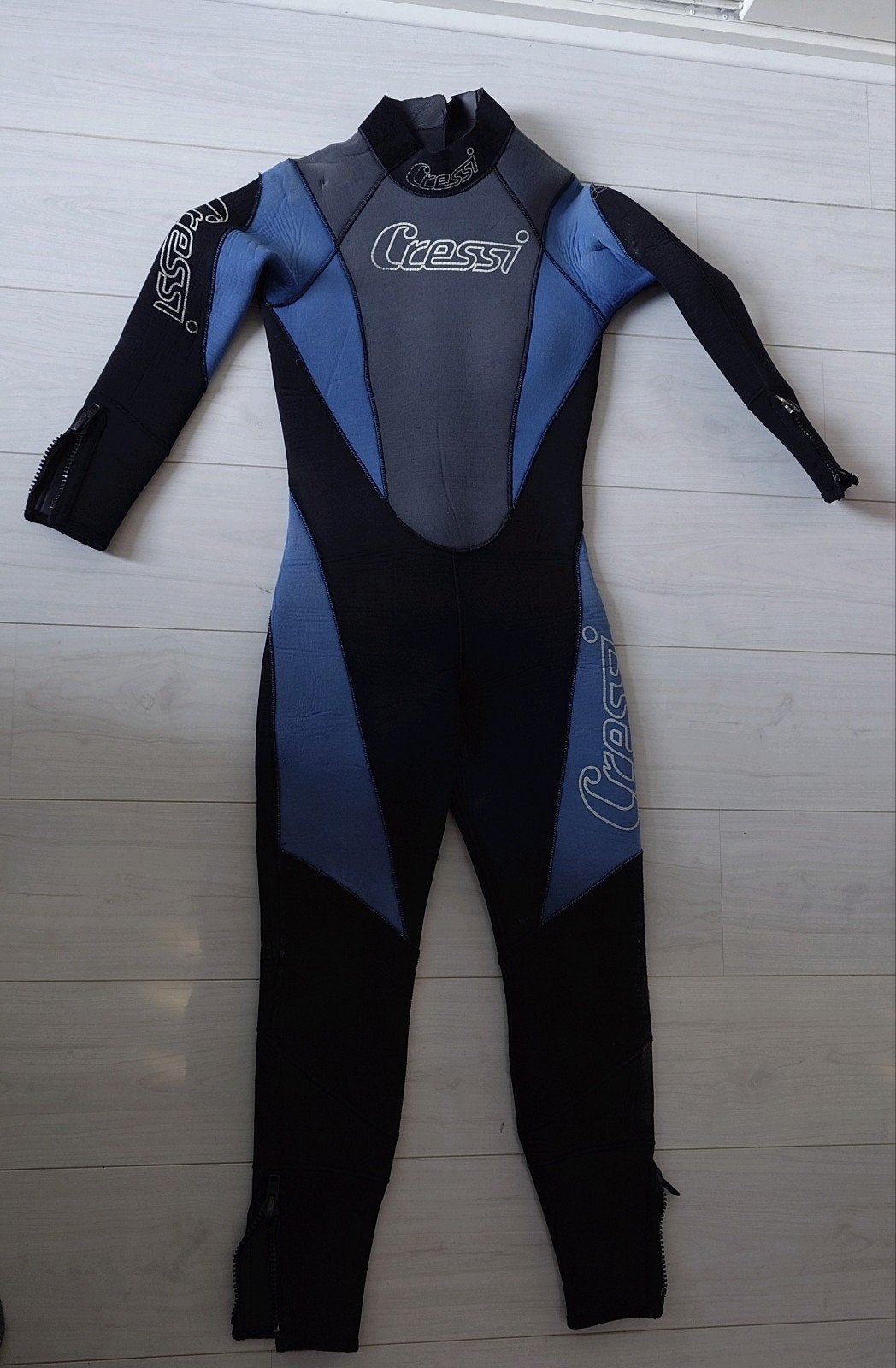 Cressi Duikuitrusting: Wetsuits, Trimvest, Schoenen & Meer, Watersport en Boten, Ophalen, Gebruikt, Duikpak