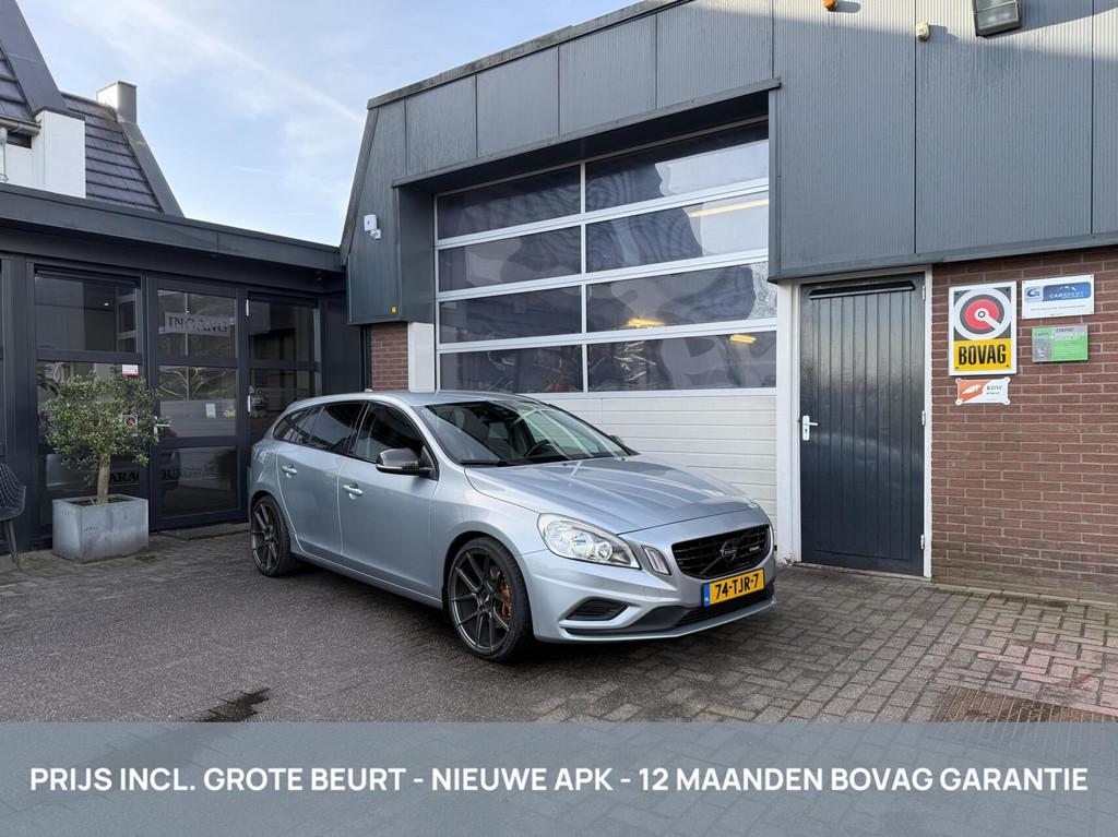 Volvo V60 2.0 T5 R-Design *ALL-IN PRIJS*, Auto's, Voorwielaandrijving, Zwart, Handgeschakeld, 84 €/maand