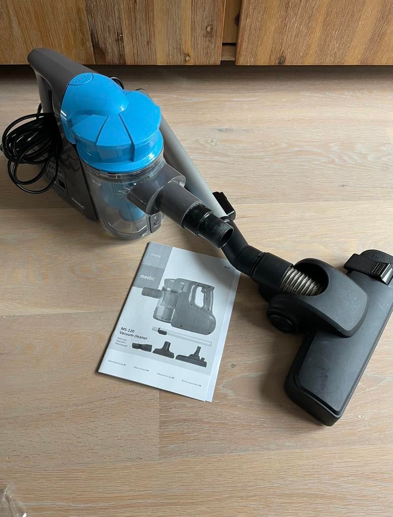 Mestic MS-120 camping / caravan stofzuiger, Ophalen, Stofzuiger, Zo goed als nieuw, Minder dan 1200 watt