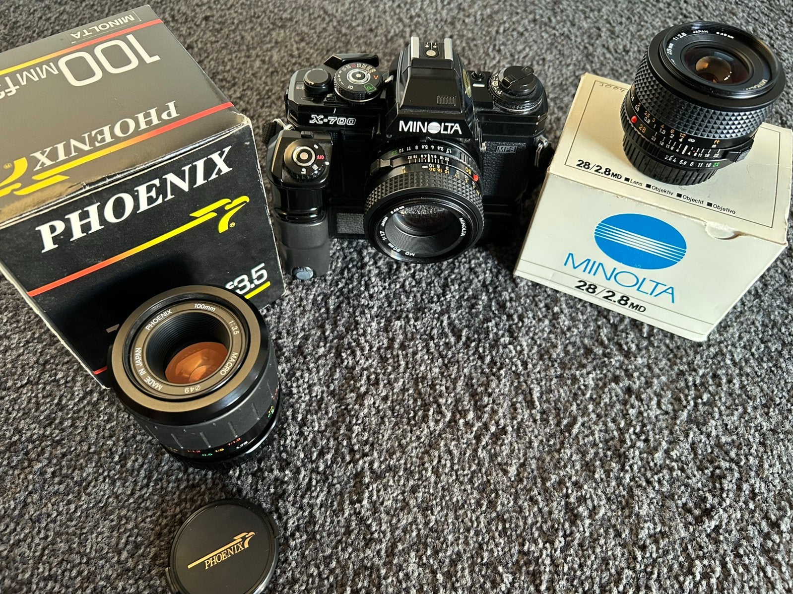 Minolta x700 + 50mm 1.7 + 28mm 2.8 + 100mm 3.5 macro, Ophalen of Verzenden, Gebruikt, Spiegelreflex, Minolta