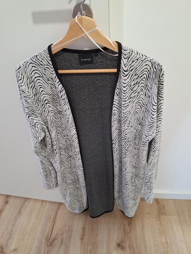 Vest, Ophalen of Verzenden, Gedragen, Maat 38/40 (M), Wit