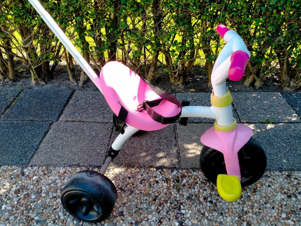 Smoby kinderfiets met duwstang , goede staat., Fietsen en Brommers, Ophalen, Zo goed als nieuw, Minder dan 16 inch, Smoby