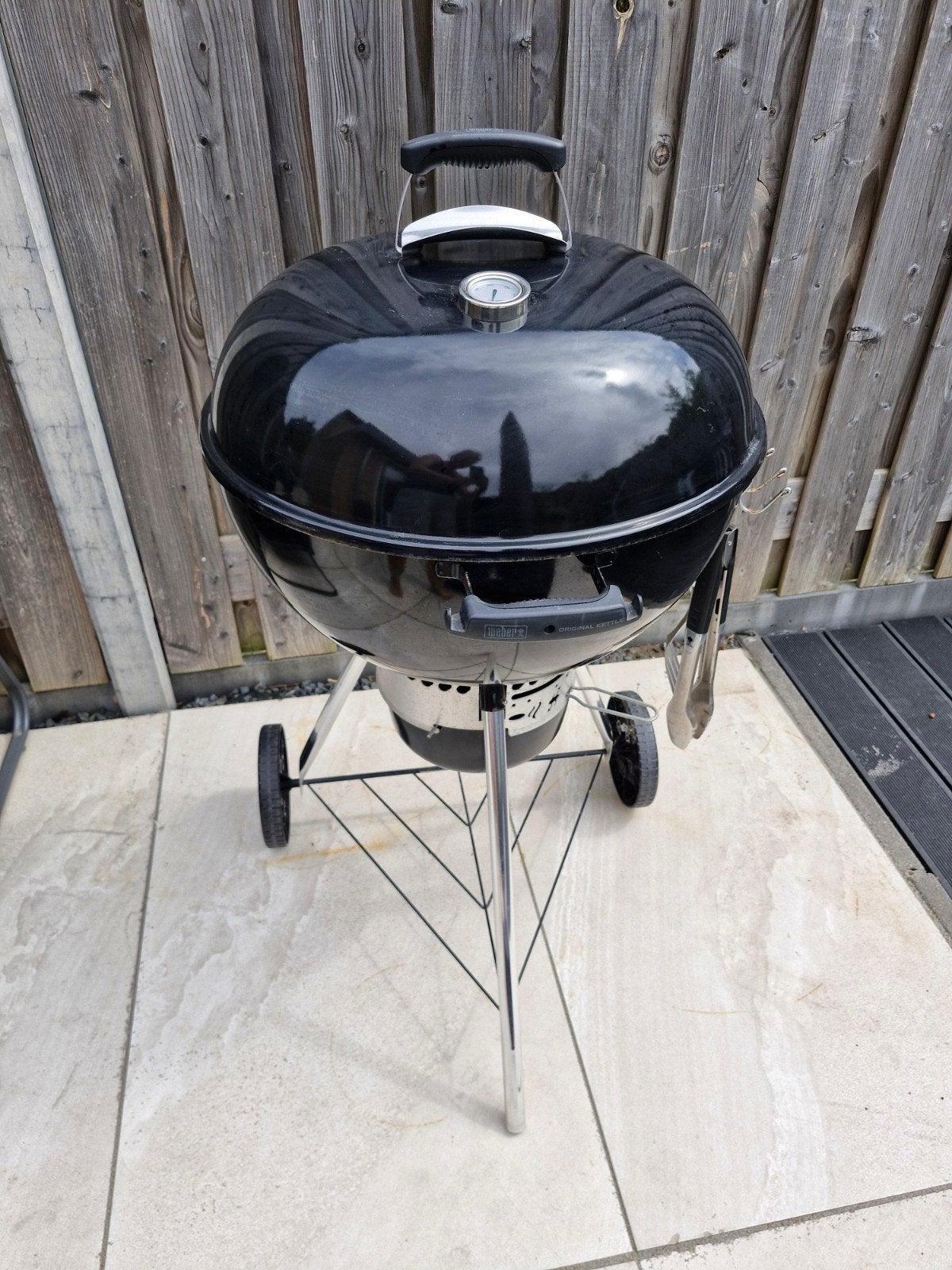 Weber bbq 57cm, Tuin en Terras, Houtskoolbarbecues, Ophalen
