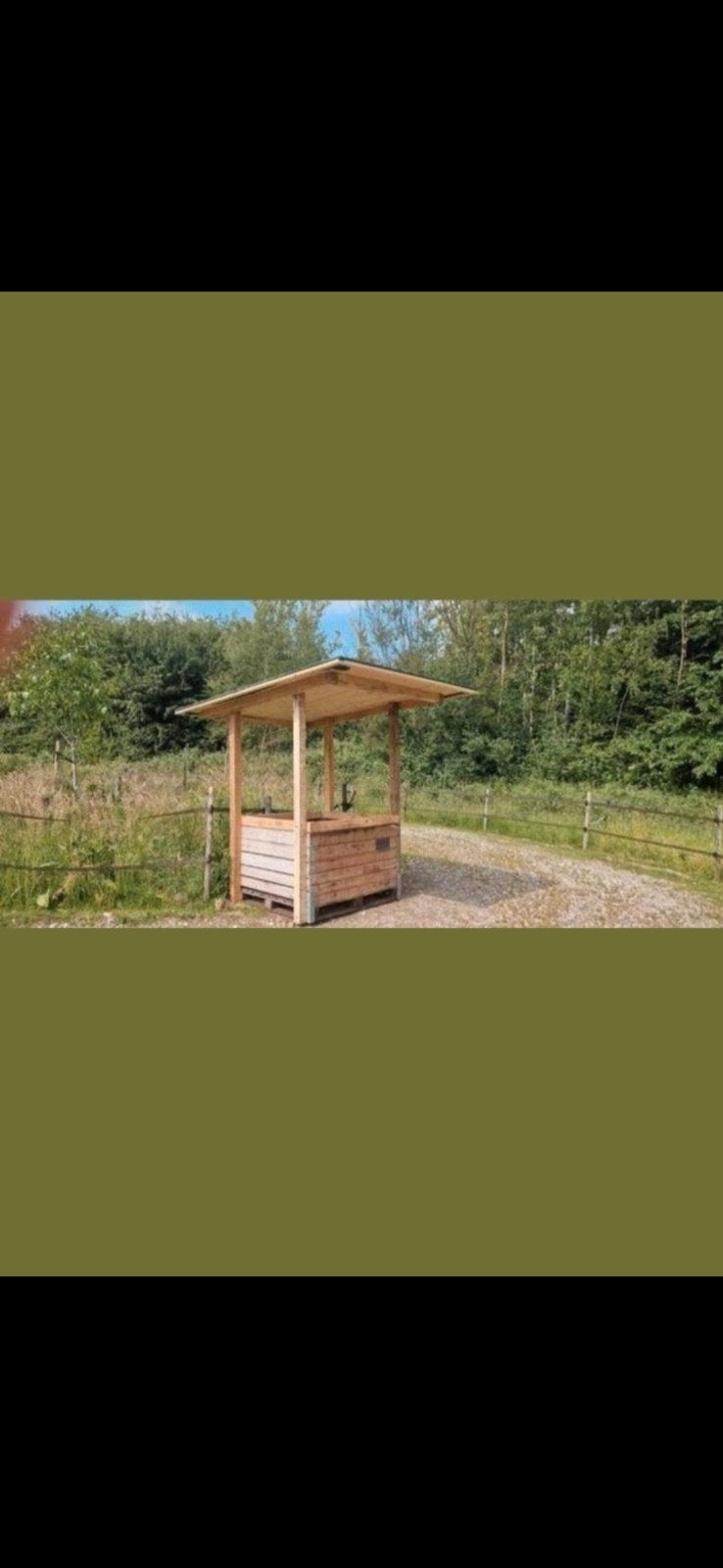 mooi stevig hooihuis met landelijke uitstraling, Toebehoren, 4 paarden of pony's of meer
