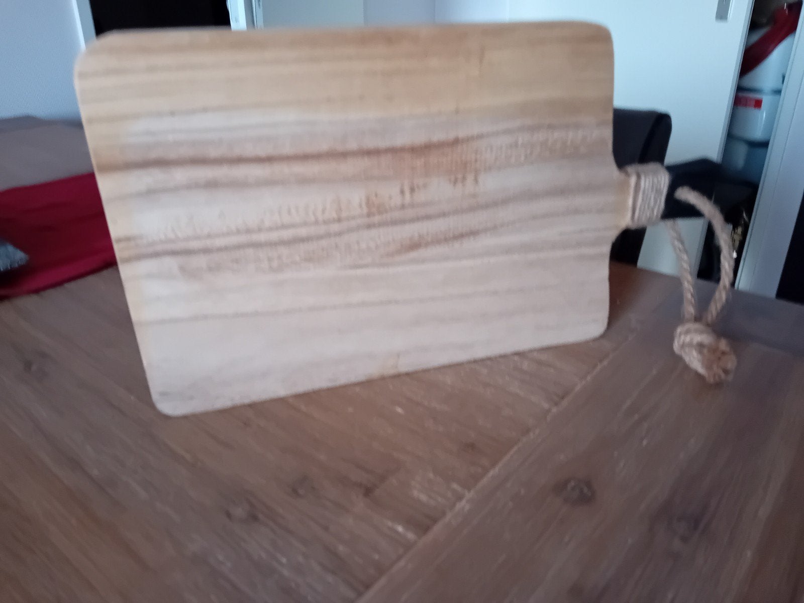Borrelplank / serveerplank van hout (30x20x2 cm), Snij-/serveerplank, Verzenden, Zo goed als nieuw, Hout