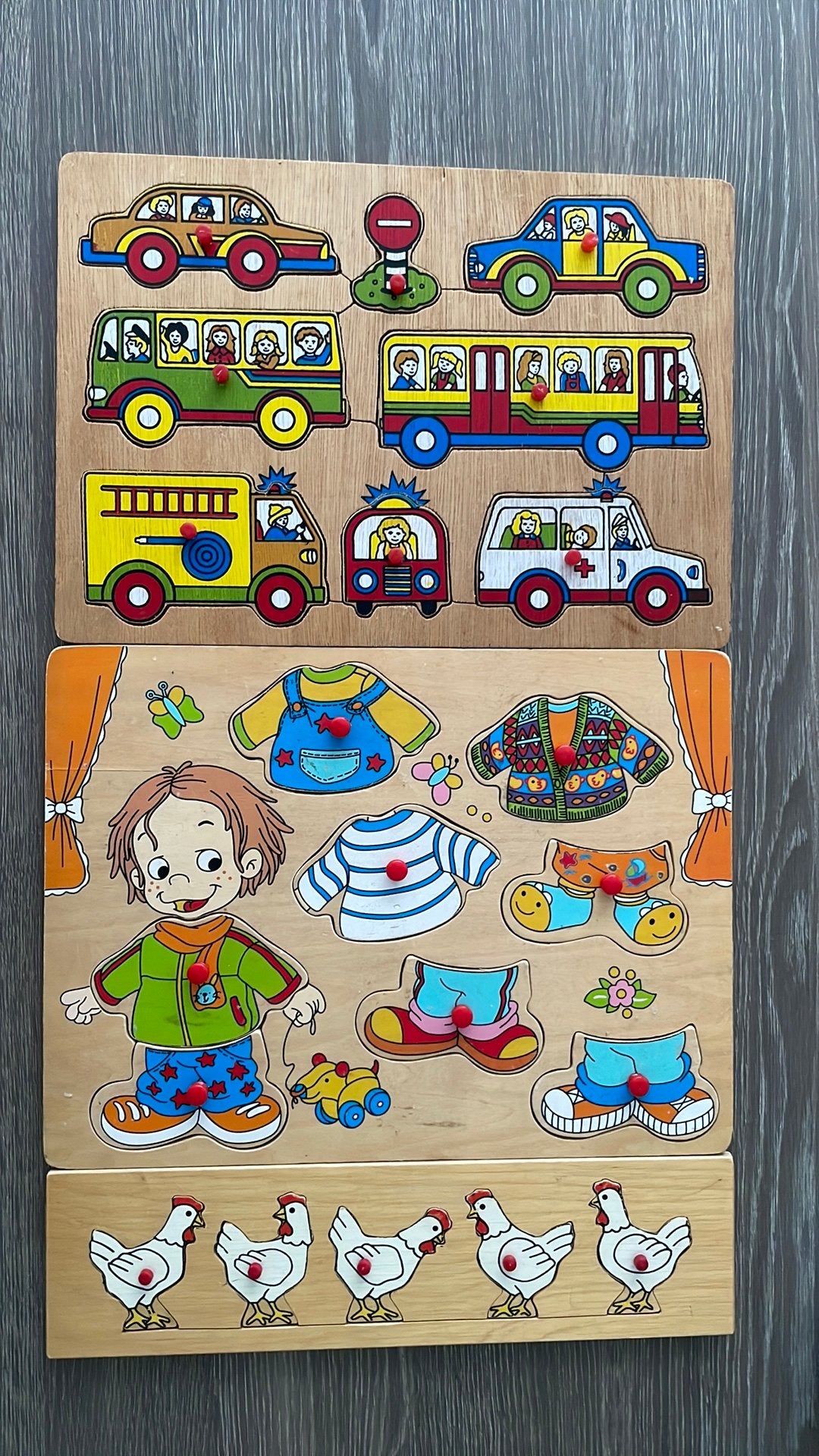 Drie houten noppen puzzels €3,50, Ophalen of Verzenden, Minder dan 10 stukjes, Zo goed als nieuw, 6 maanden tot 2 jaar