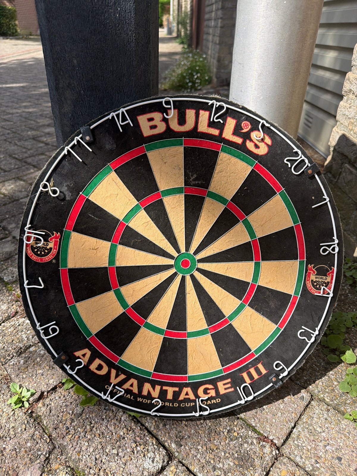 Bulls Advantage III Dartbord - nieuw, Sport en Fitness, Ophalen of Verzenden, Zo goed als nieuw, Dartbord