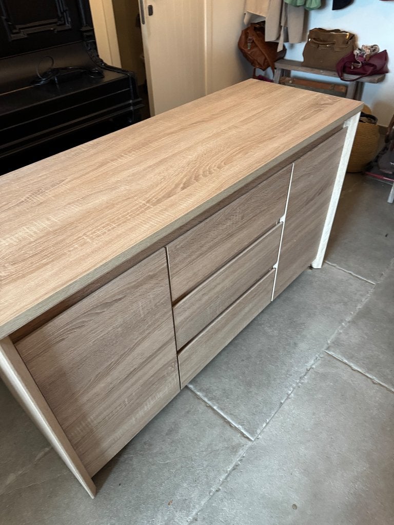 dressoir, salontafel, kast in zeer goede staat.25€!!!, Ophalen, Zo goed als nieuw, 25 tot 50 cm, Met deur(en)