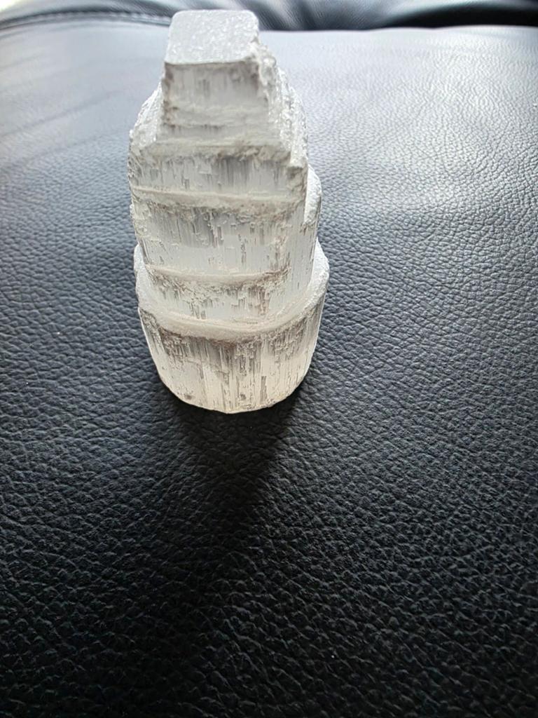Witte Seleniet Toren - 6-7 cm hoog, Sieraden, Tassen en Uiterlijk, Edelstenen, Ophalen of Verzenden, Gebruikt