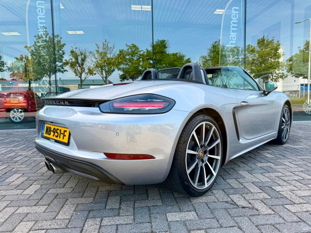 Porsche 718 Boxster 2.0 300pk, NAP, CarPlay Bose, Sportstoel, Automaat, Achterwielaandrijving, Gebruikt, 4 cilinders
