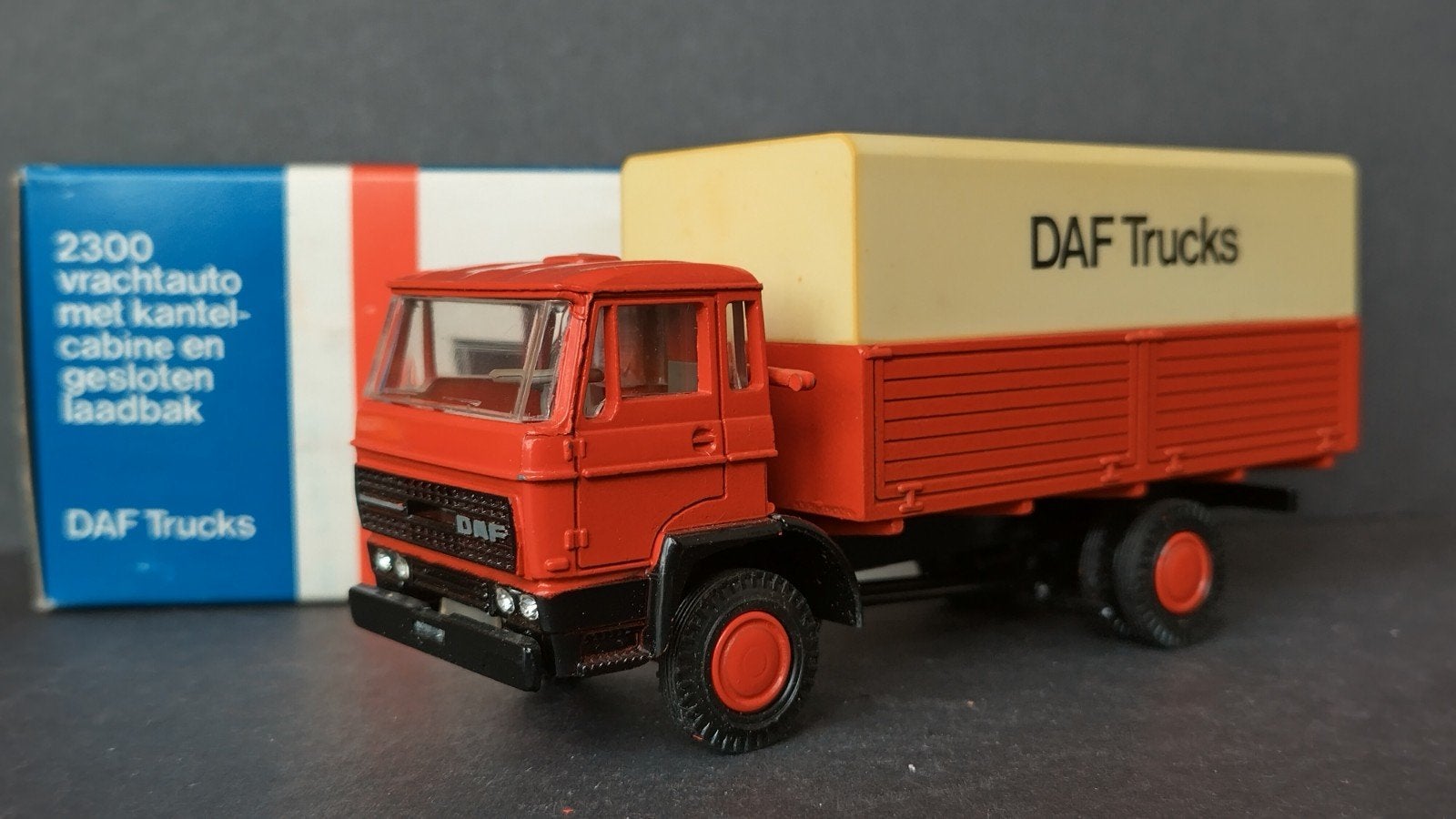 Daf 2300 1:50 Lion Car Pol, Overige merken, Verzenden, ., Zo goed als nieuw