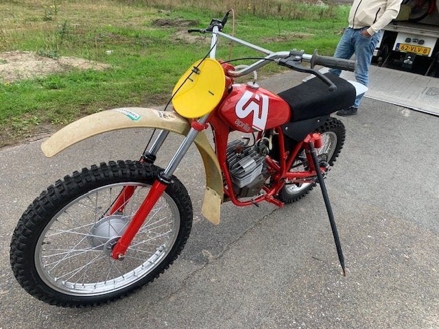 Aprilia MX80 Crossmotor - Klassieke Off-Road Plezier 1980, Via aprilia 30 modena, Aprilia, Crossmotor, Handgeschakeld
