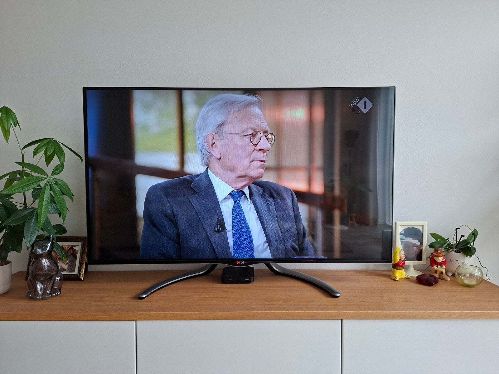 LG 47LA7909 Smart 3D LED TV - 47 inch (119 cm) + 3D brillen, Ophalen, LED, Zo goed als nieuw, 100 Hz