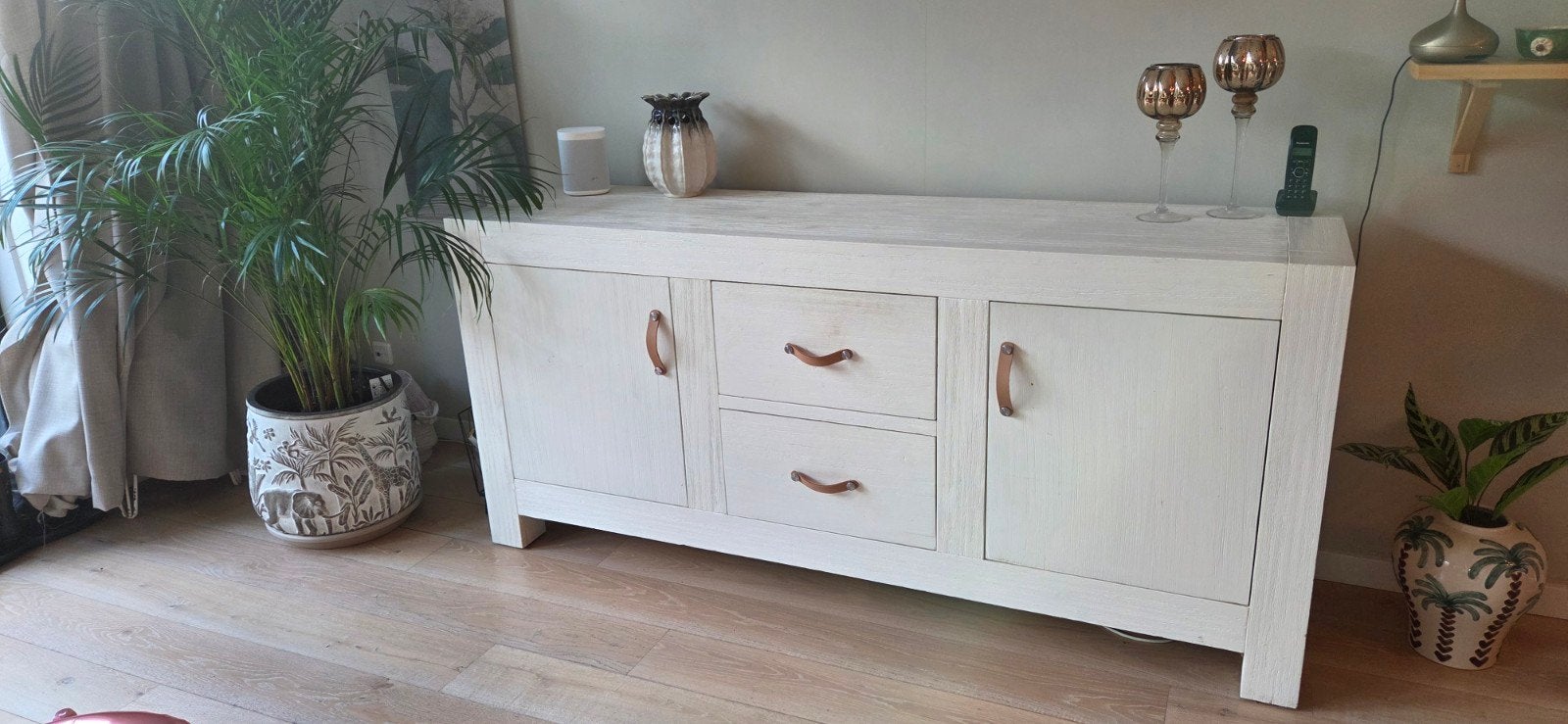 Wit Acacia dressoir met lades en deuren, Ophalen, Gebruikt, Modern landelijk, 25 tot 50 cm