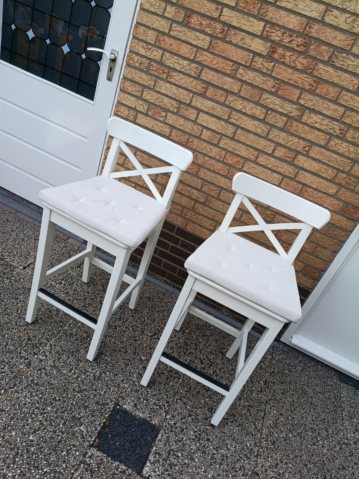 IKEA ROSENTORP barkruk met rugleuning wit, Ophalen, Met voetsteun, 60 tot 90 cm, Zo goed als nieuw