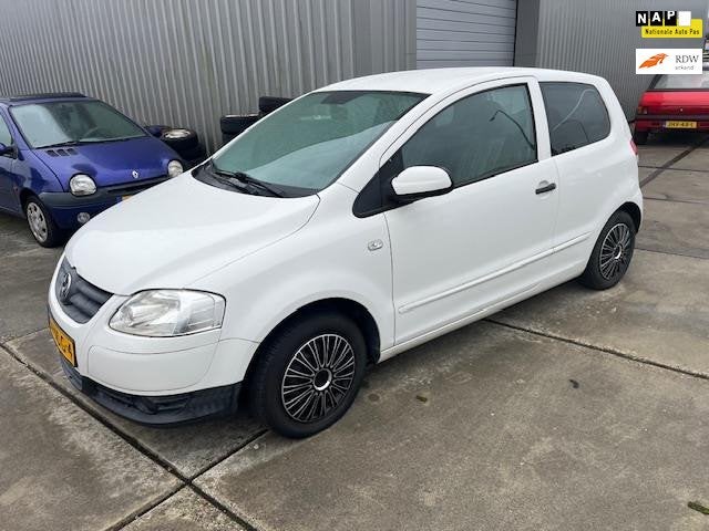 Volkswagen Fox 1.4 Trendline-BENZINE -CNG GAS, Auto's, Volkswagen, Voorwielaandrijving, Airbags, 15 km/l, CNG (Aardgas)