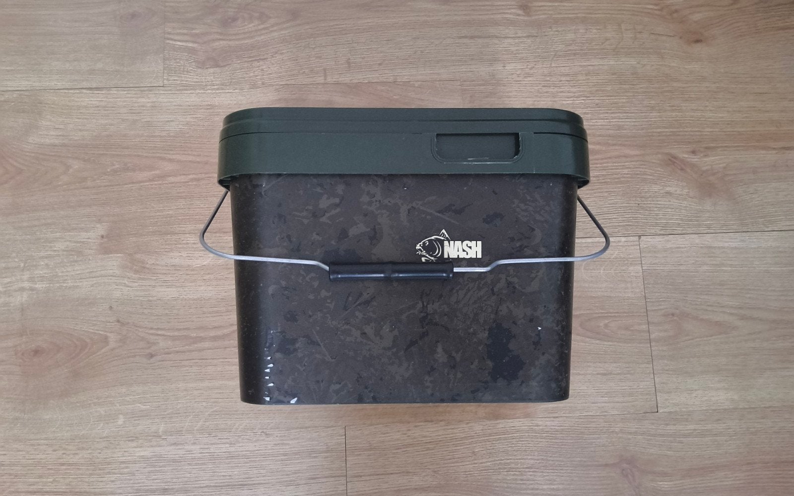 Nash Spot On Rectangular Bucket Camo 10 L, Watersport en Boten, Ophalen of Verzenden, Gebruikt, Overige typen