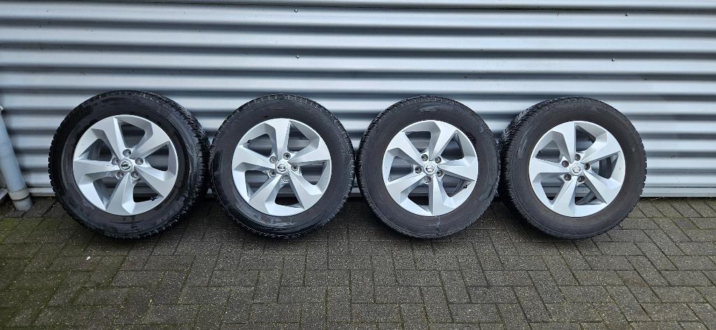 Te koop: Velgen 17 inch Nissan X-trail - Qashqai 225/65R17, Auto-onderdelen, Banden en Velgen, Ophalen, Gebruikt, Velg(en), 17 inch
