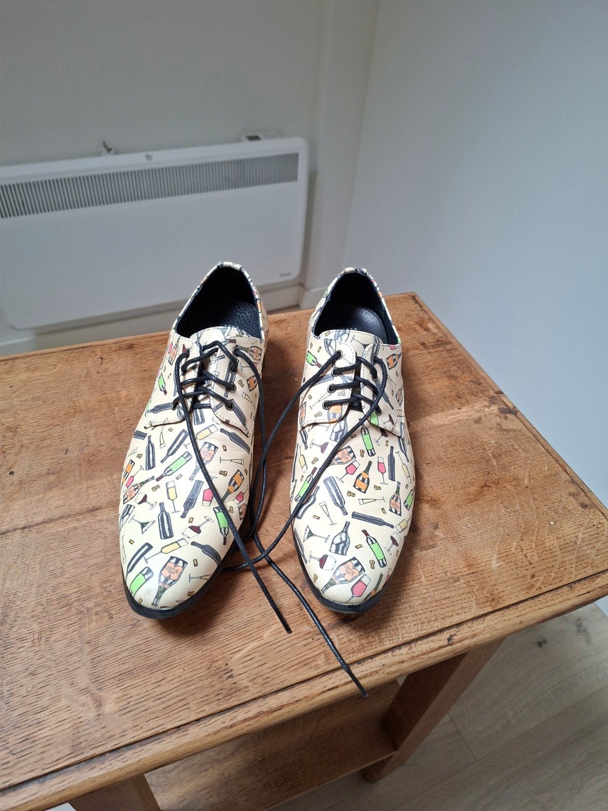 Moderne schoenen paar keer gedragen !, Ophalen of Verzenden, Zo goed als nieuw, Zwart