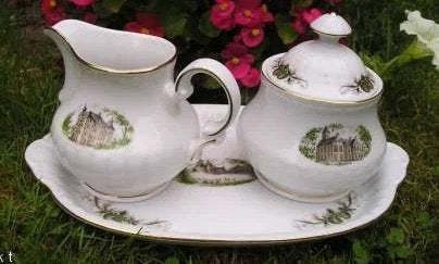 servies kopjes en schotels  L. Dake & Zn  Nederlands merk, Overige merken, Ophalen of Verzenden, Zo goed als nieuw, Overige stijlen