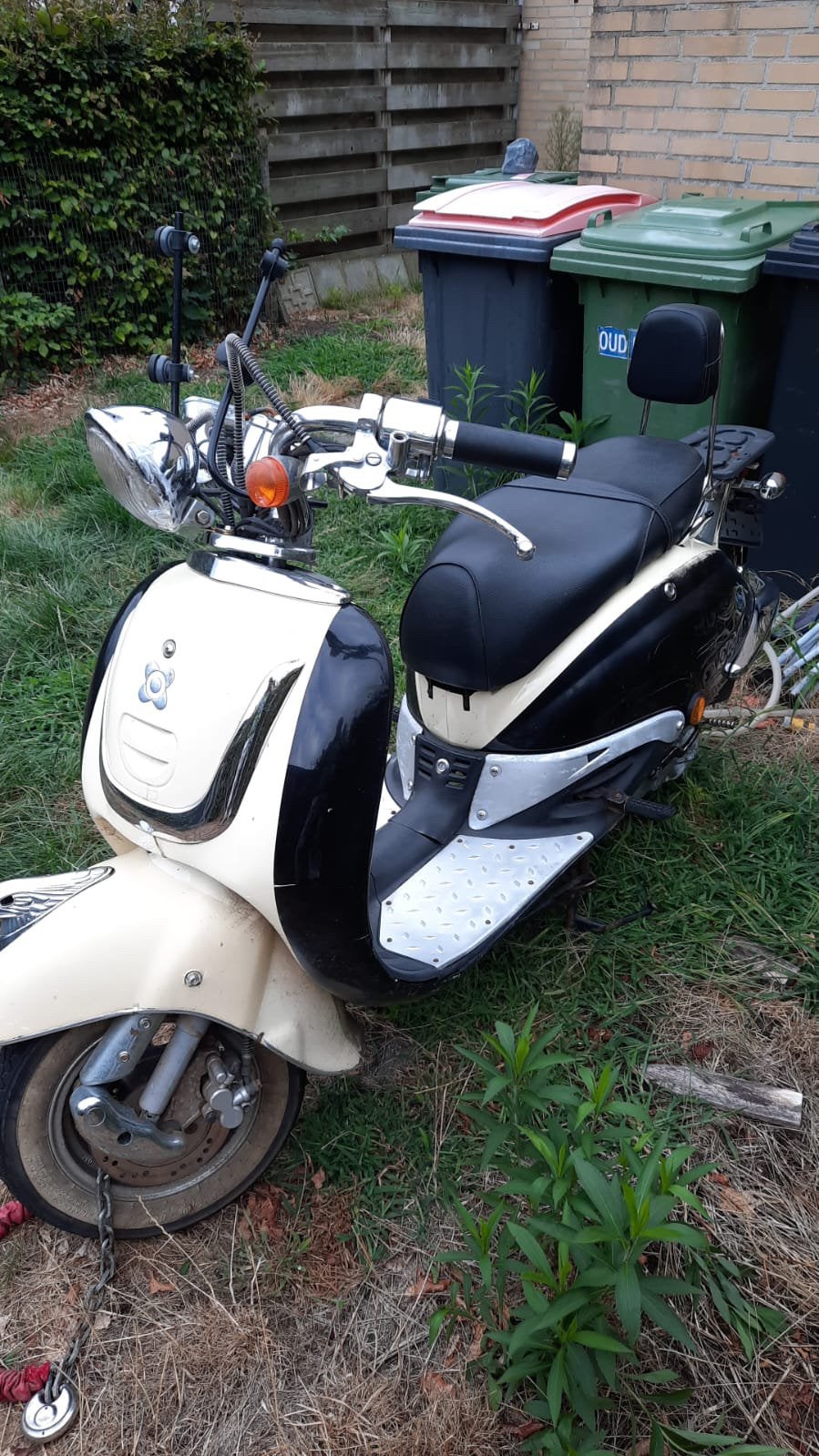 Agm scooter, Ophalen of Verzenden, Zo goed als nieuw, Benzine, Overige merken