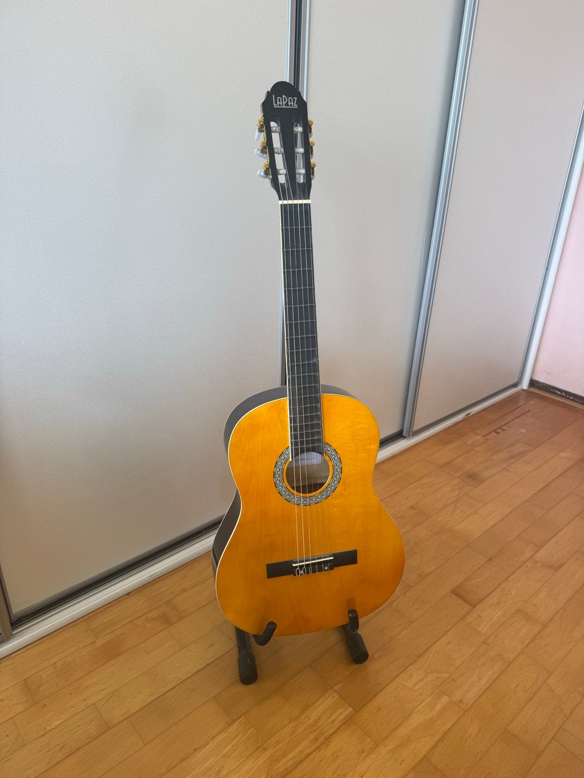 LaPaz Klassieke Gitaar met Fazley hoes, Muziek en Instrumenten, Snaarinstrumenten | Gitaren | Akoestisch, Verzenden, Zo goed als nieuw