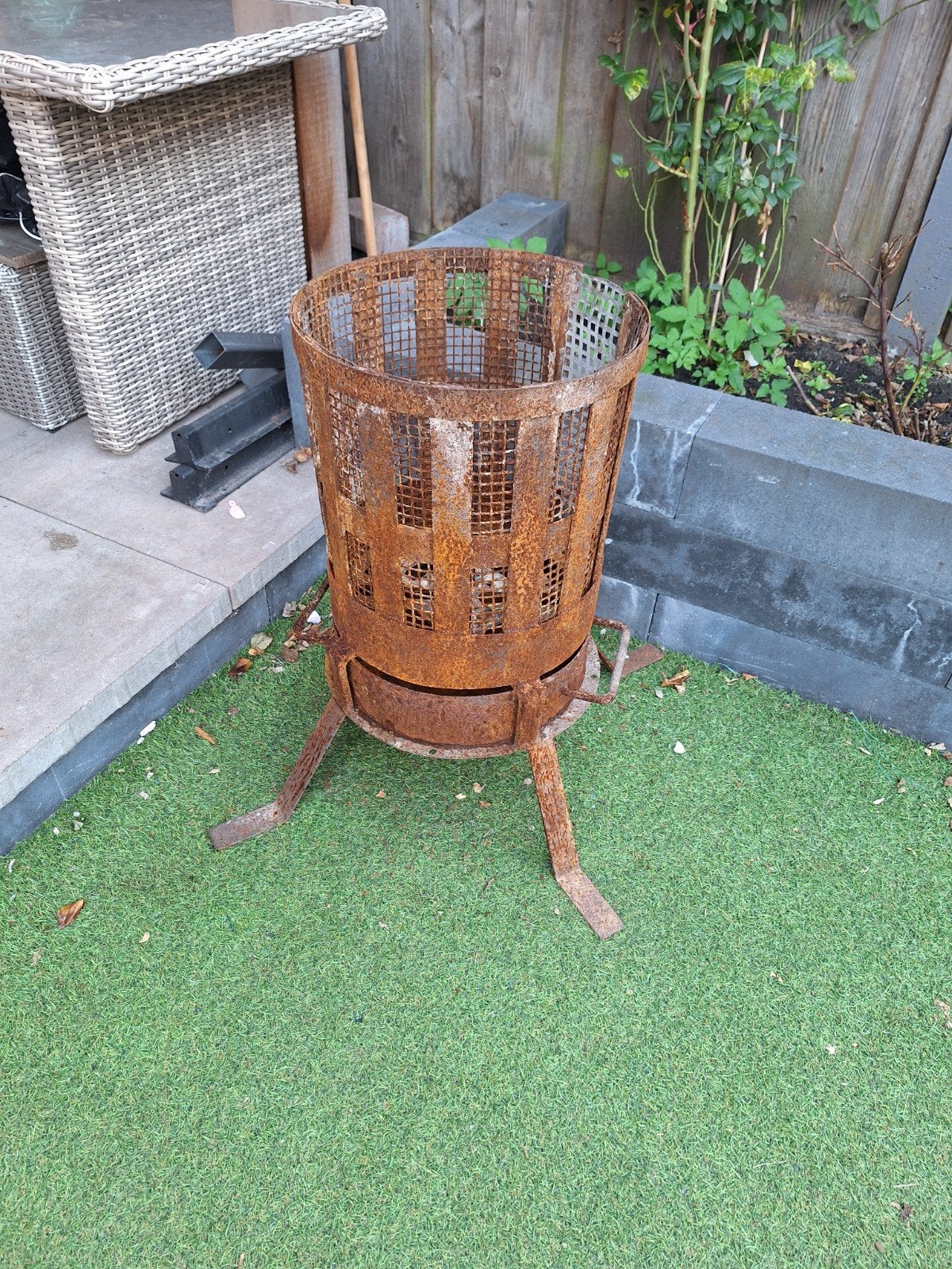 Houtkorf vuurkorf tuinhaard sfeerhaard, Ophalen