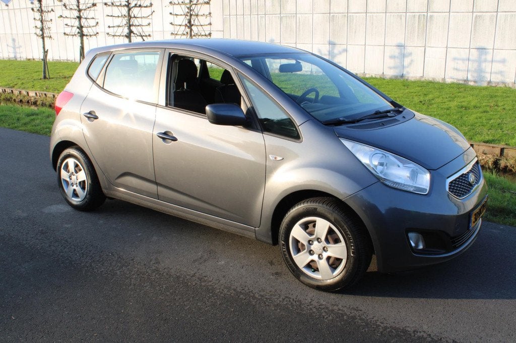 Kia Venga 1.4 CVVT X-tra, Auto's, Kia, Voorwielaandrijving, Euro 5, Gebruikt, 4 cilinders