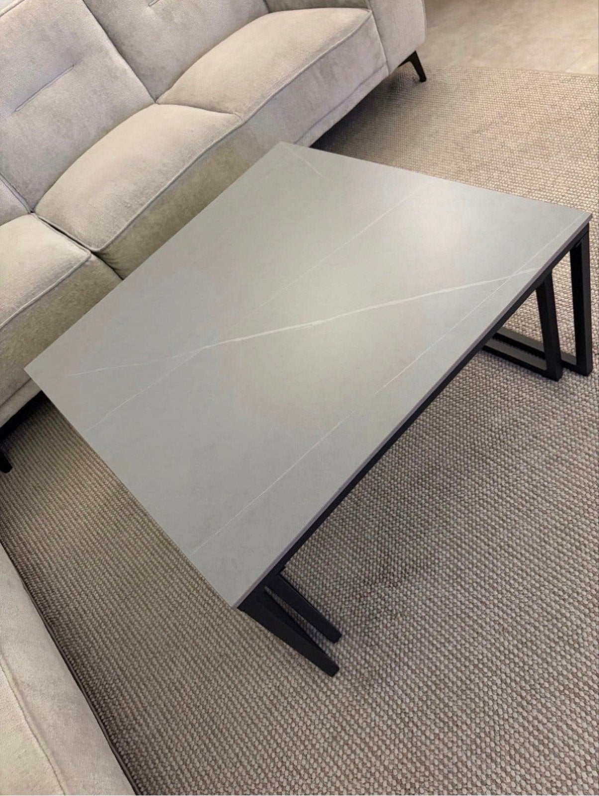 Set van 2 stijlvolle keramische salontafels, Overige materialen, Vierkant, Zo goed als nieuw, 5 – 50