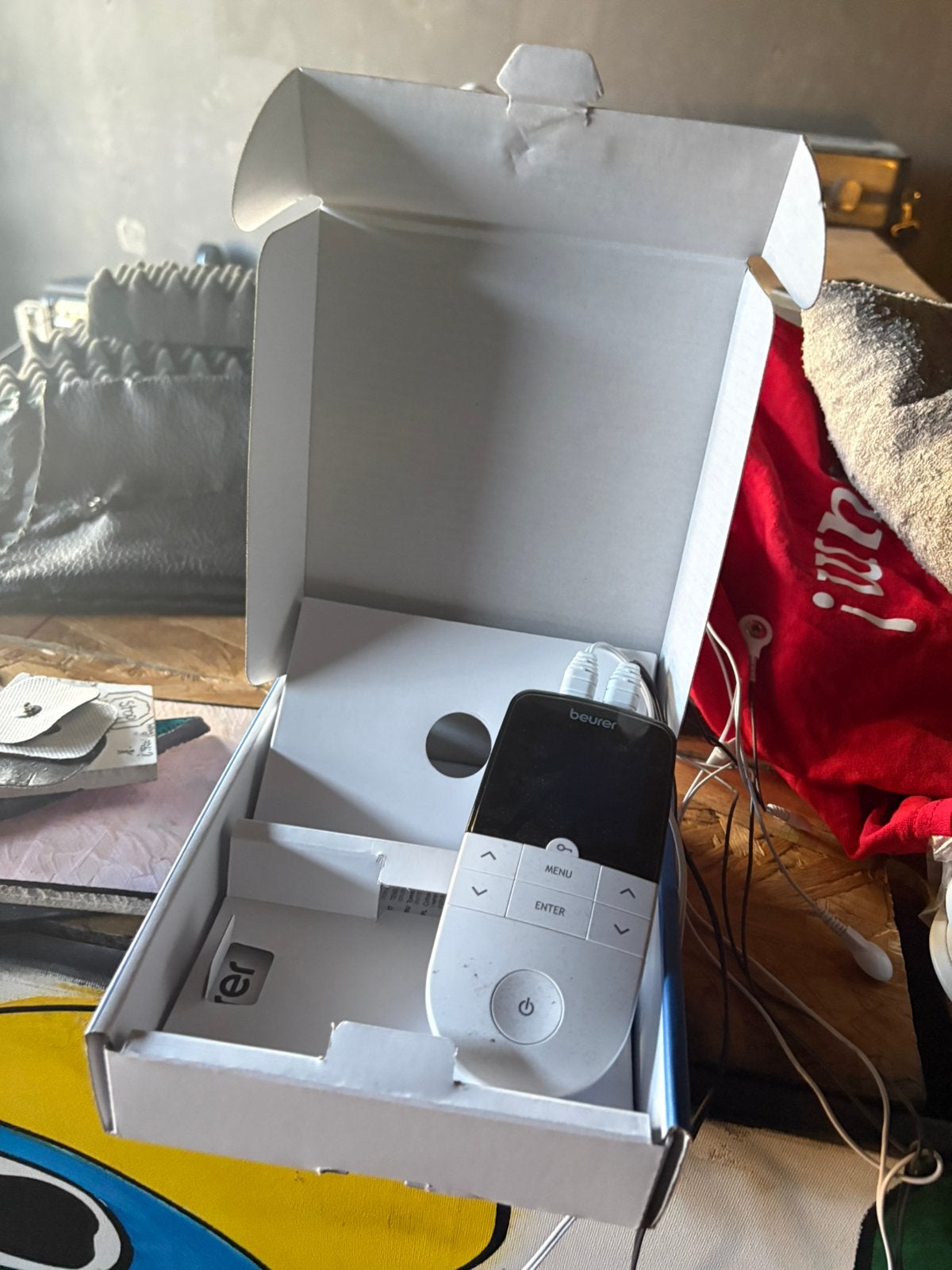 Digital TENS/EMS Electric massage machine, Ophalen of Verzenden, Zo goed als nieuw