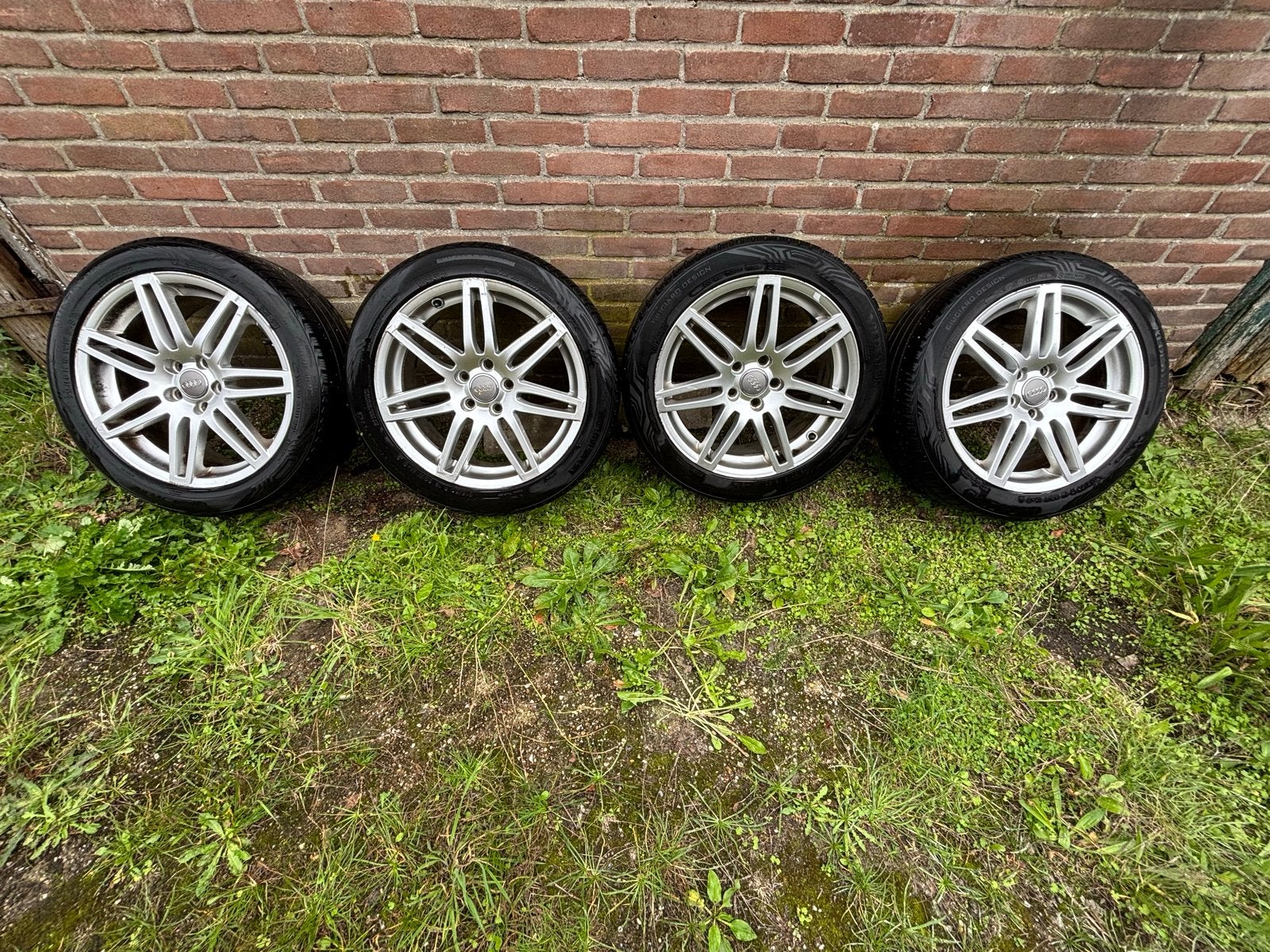 Originele Audi A3 8P Velgen  7,5 x 18 inch, Auto-onderdelen, Ophalen, 18 inch, Banden en Velgen, All Season