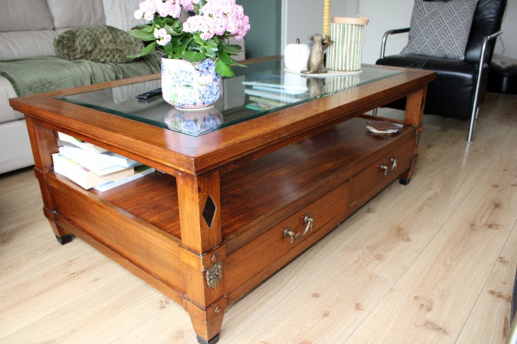 Indonesische salon tafel, Ophalen