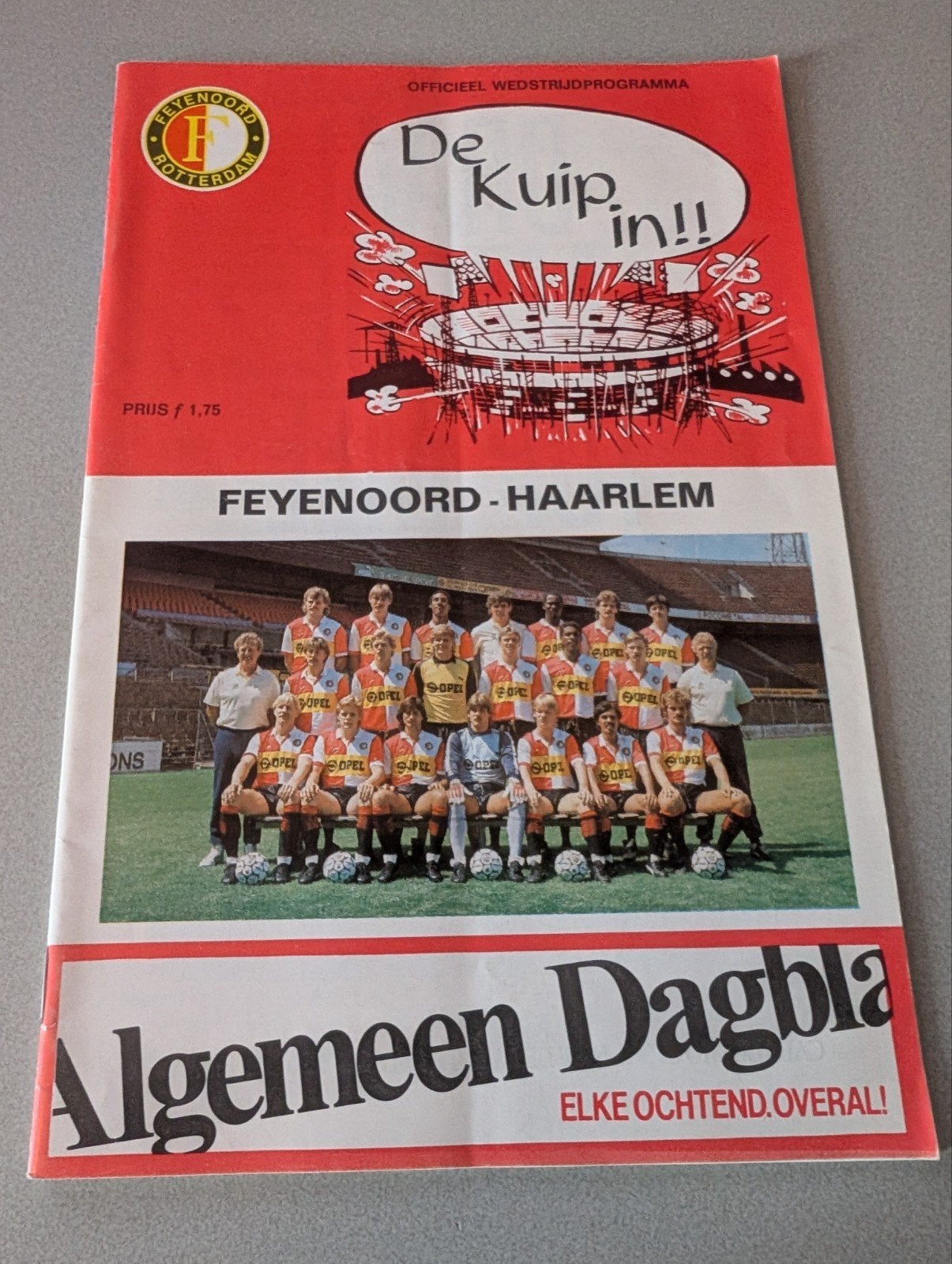 Feyenoord - Haarlem Officieel Wedstrijdprogramma (1983), Verzenden, Balsport, Onbekend, Gelezen