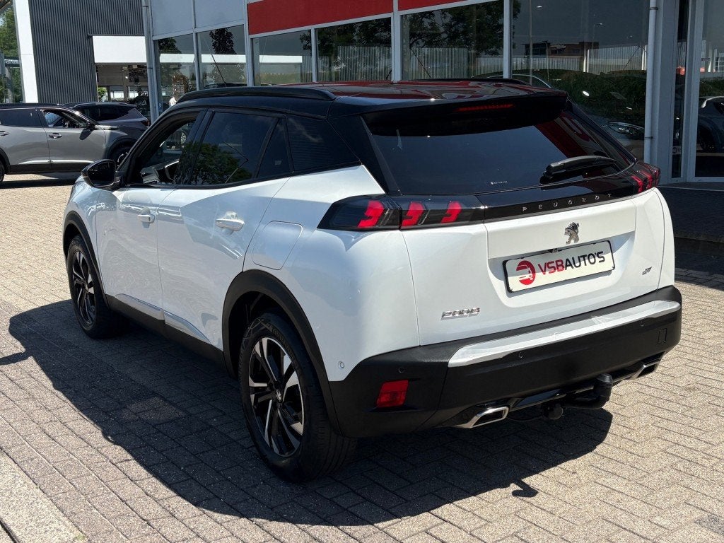 Peugeot 2008 1.2 PURETECH 130PK AUT. GT TREKHAAK NAVI CAMERA, Automaat, Gebruikt, Huisgarantie, 1199 cc