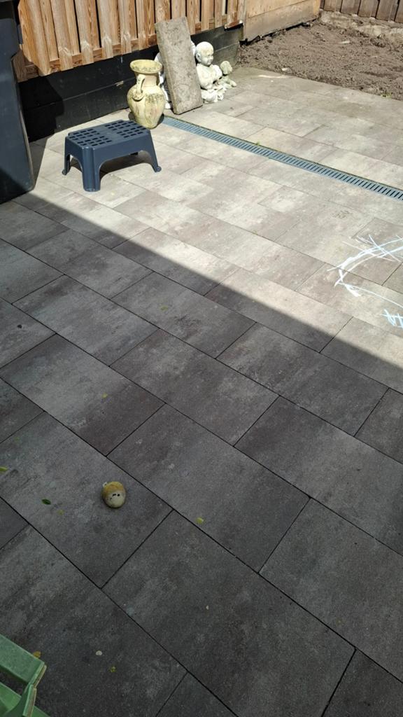 Gebruikte terrastegels, 60x30 ± 31 m2 zelf eruit halen, Tuin en Terras, Tegels en Klinkers, Ophalen of Verzenden