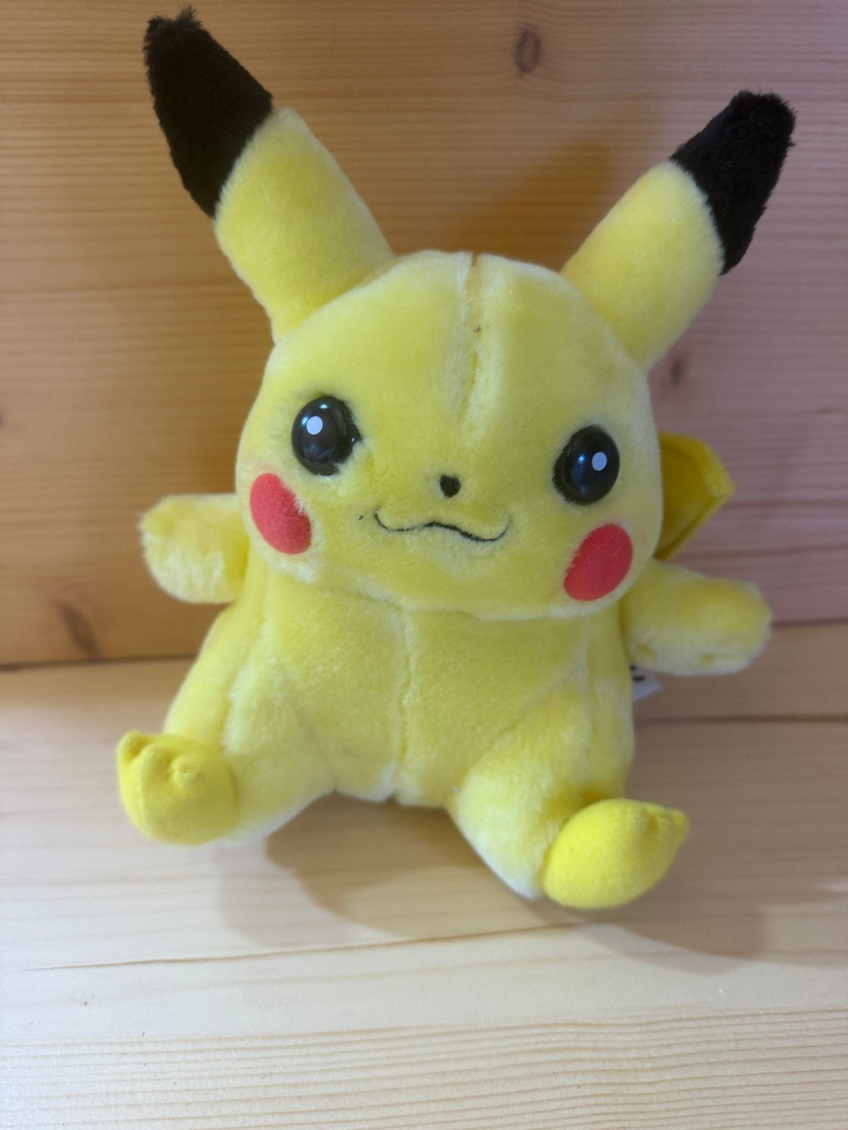 Vintage Pokémon Pikachu knuffel 1999 Hasbro Nintendo ZGAN, Geel, Overige typen, Ophalen of Verzenden, Klein (minder dan 20 cm)