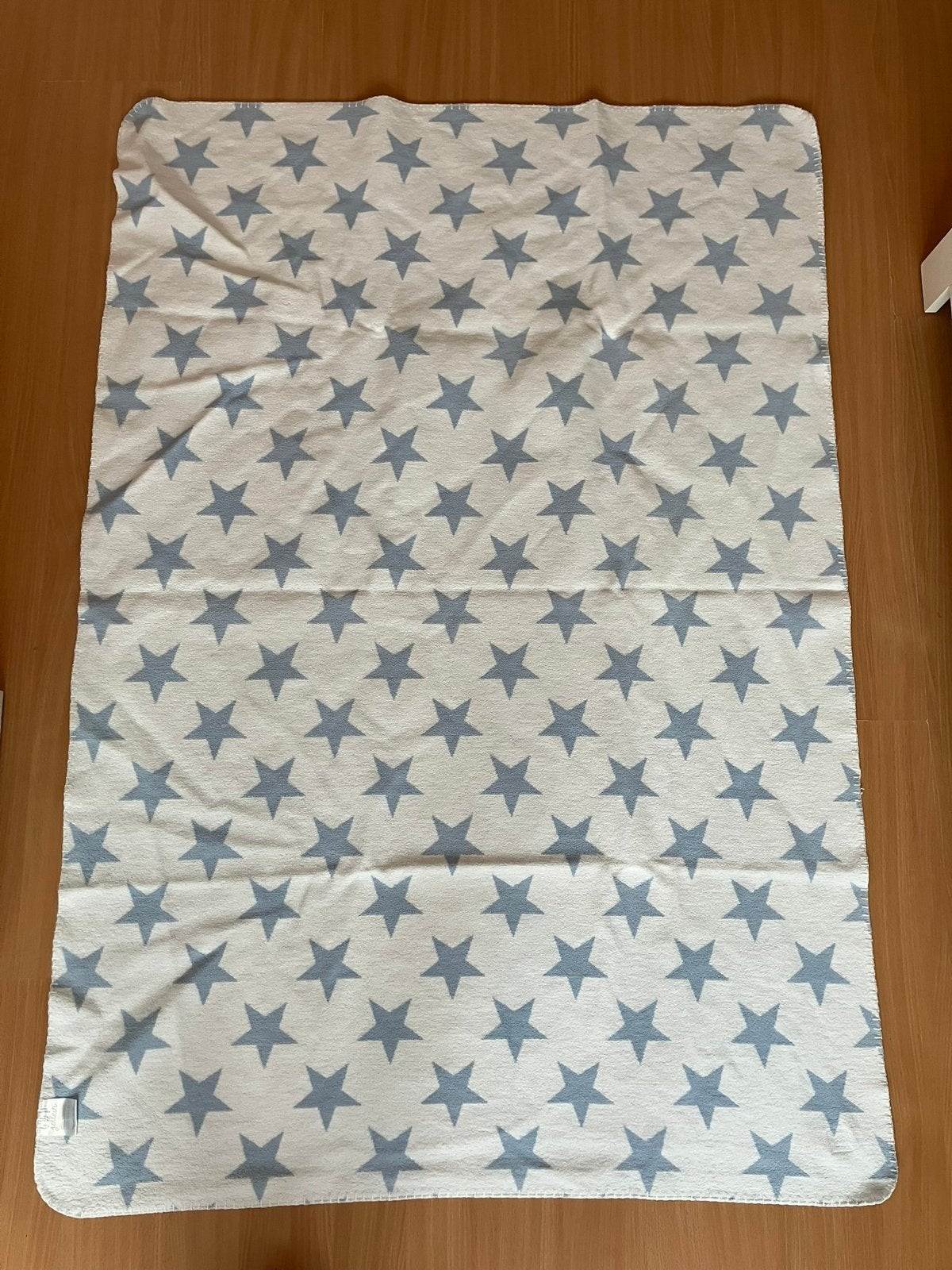 Jollein Deken met sterrenpatroon little star blauw ledikant, Dubbelzijdig, Jollein, Ophalen of Verzenden, Zo goed als nieuw