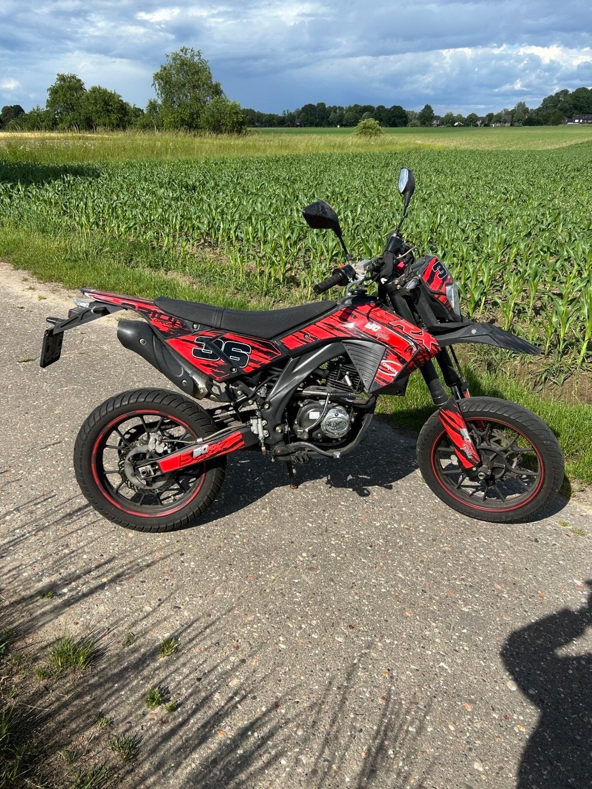 Orion Motors RX50 Supermoto - Rood/Zwart, Ophalen, Gebruikt, Maximaal 45 km/u, 4 versnellingen