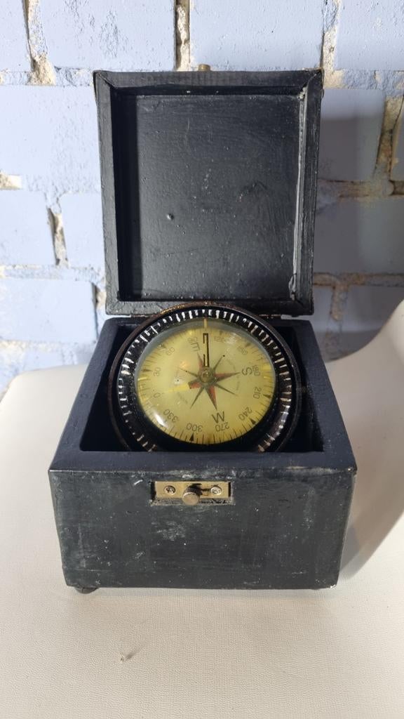 Vintage Kompas in houten doos, Ophalen of Verzenden, Minder dan 50 cm, Minder dan 50 cm