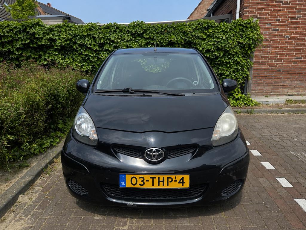 Toyota Aygo 1.0 - 5 Deurs - 2012 Zwart, Auto's, Toyota, Particulier, Aygo, Benzine, B, Hatchback, Handgeschakeld, Origineel Nederlands