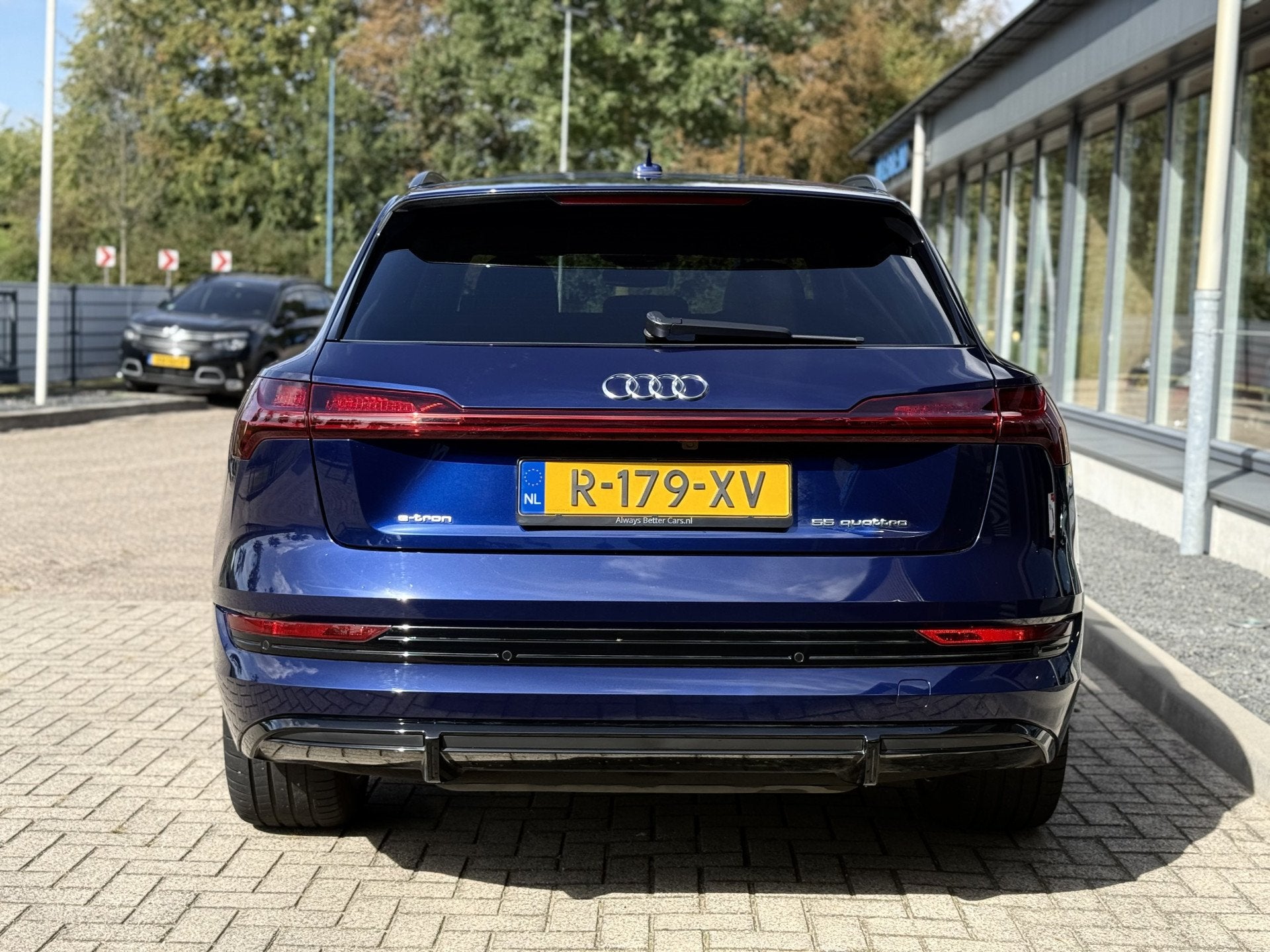 Audi e-tron 55 quattro S edition 95 kWh BTW Pano B&O Sfeerve, Auto's, Automaat, 396 km, Zwart, Blauw