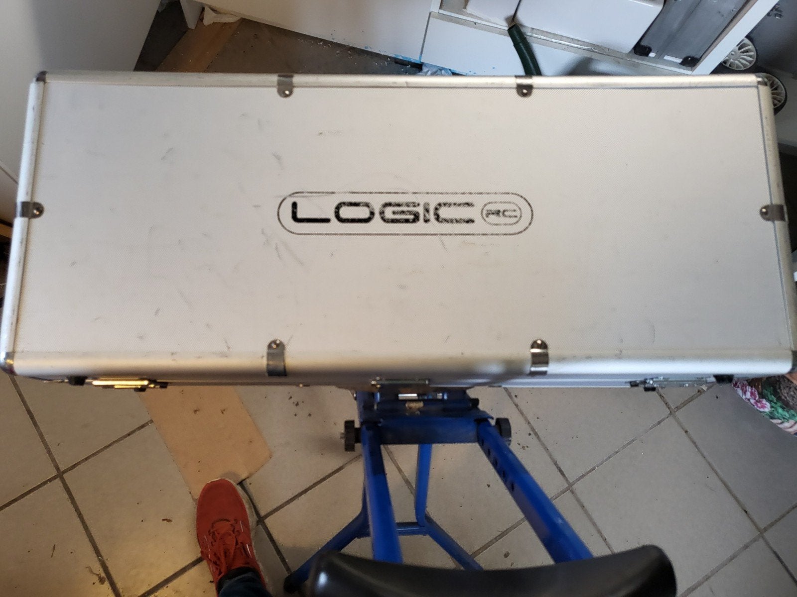 Logica koffer met gebruikte 1/5 banden, Gebruikt, Auto, 1:32 tot 1:50, Ophalen