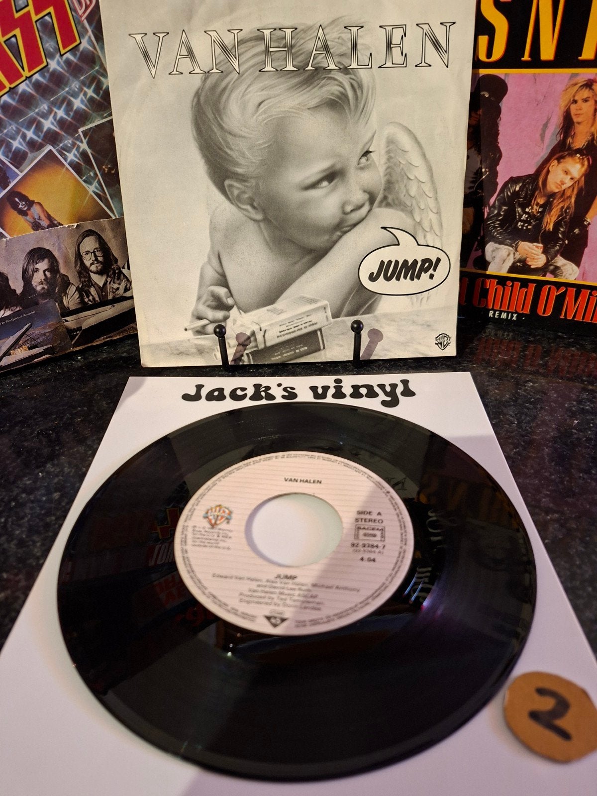 Van Halen - Jump! (7 inch single)  1983/2, 7 inch, Ophalen of Verzenden, Overige typen, Fotohoes