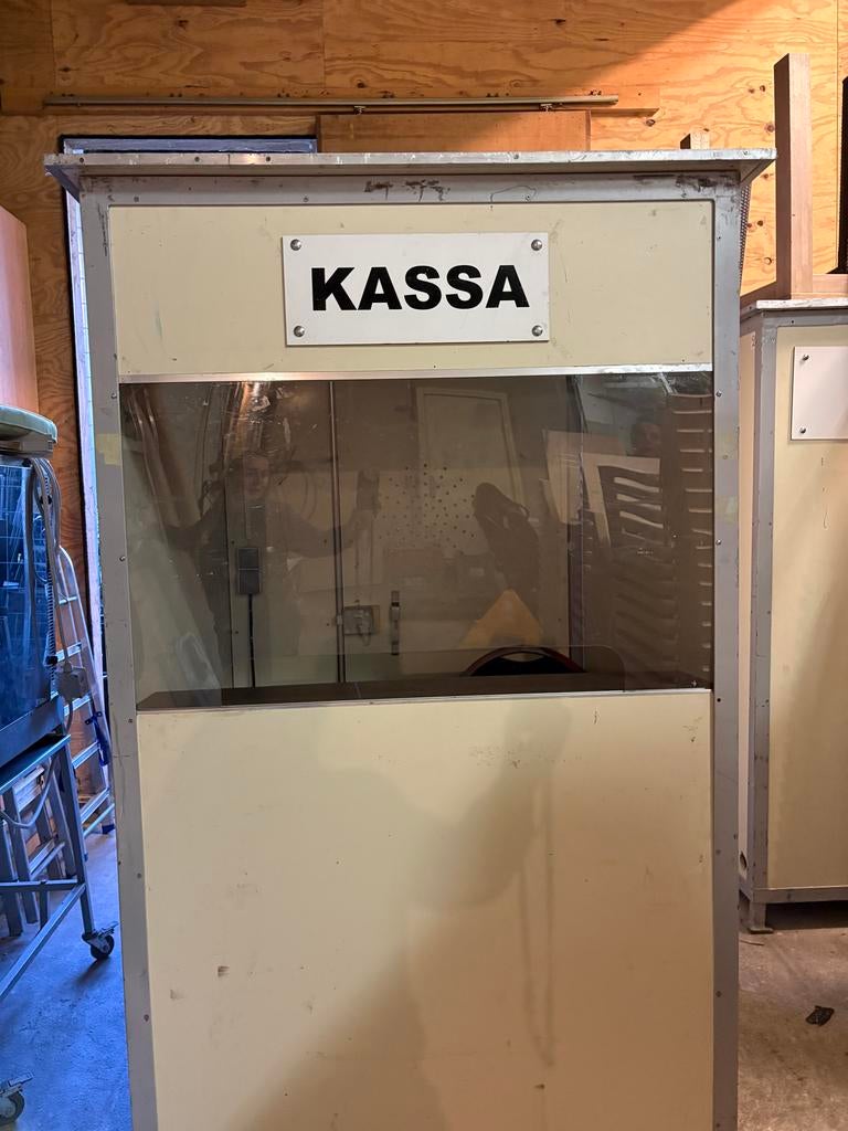 Kassa unit / Muntenbalie TE KOOP / 2 stuks aanwezig, Ophalen