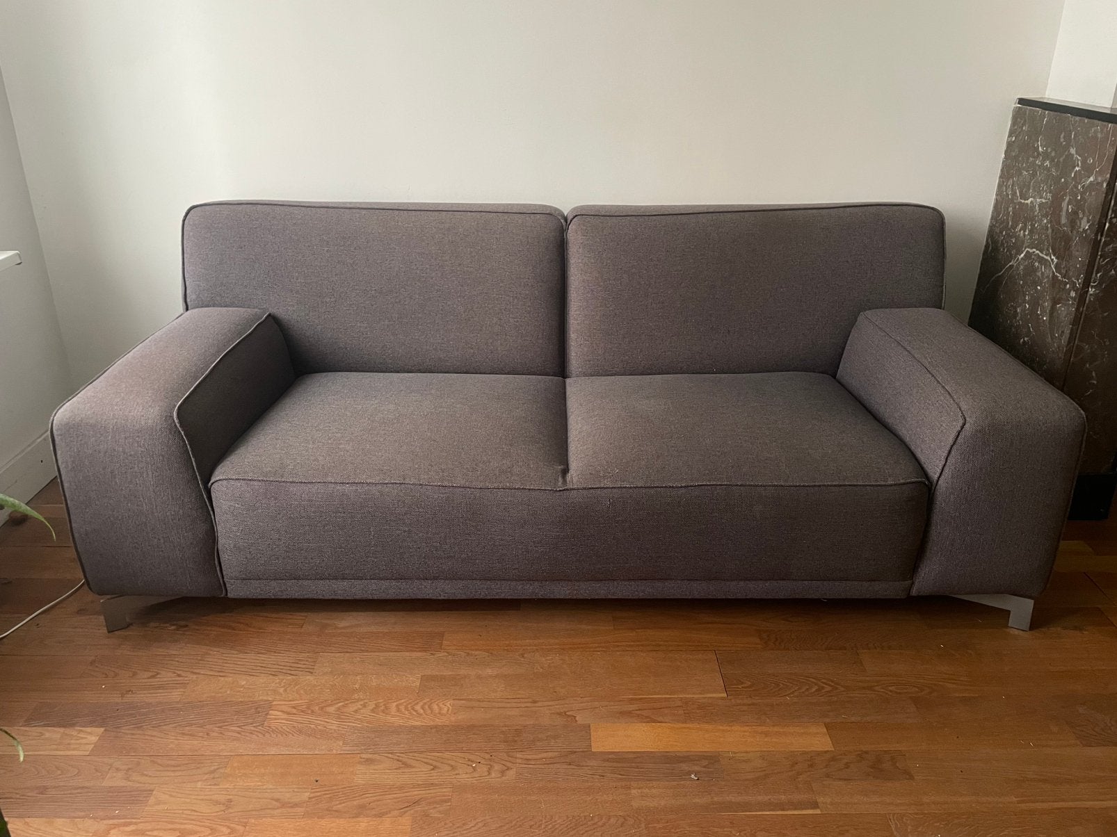 Leuke grijze bank, Ophalen, 150 tot 200 cm, Tweepersoons, 75 tot 100 cm