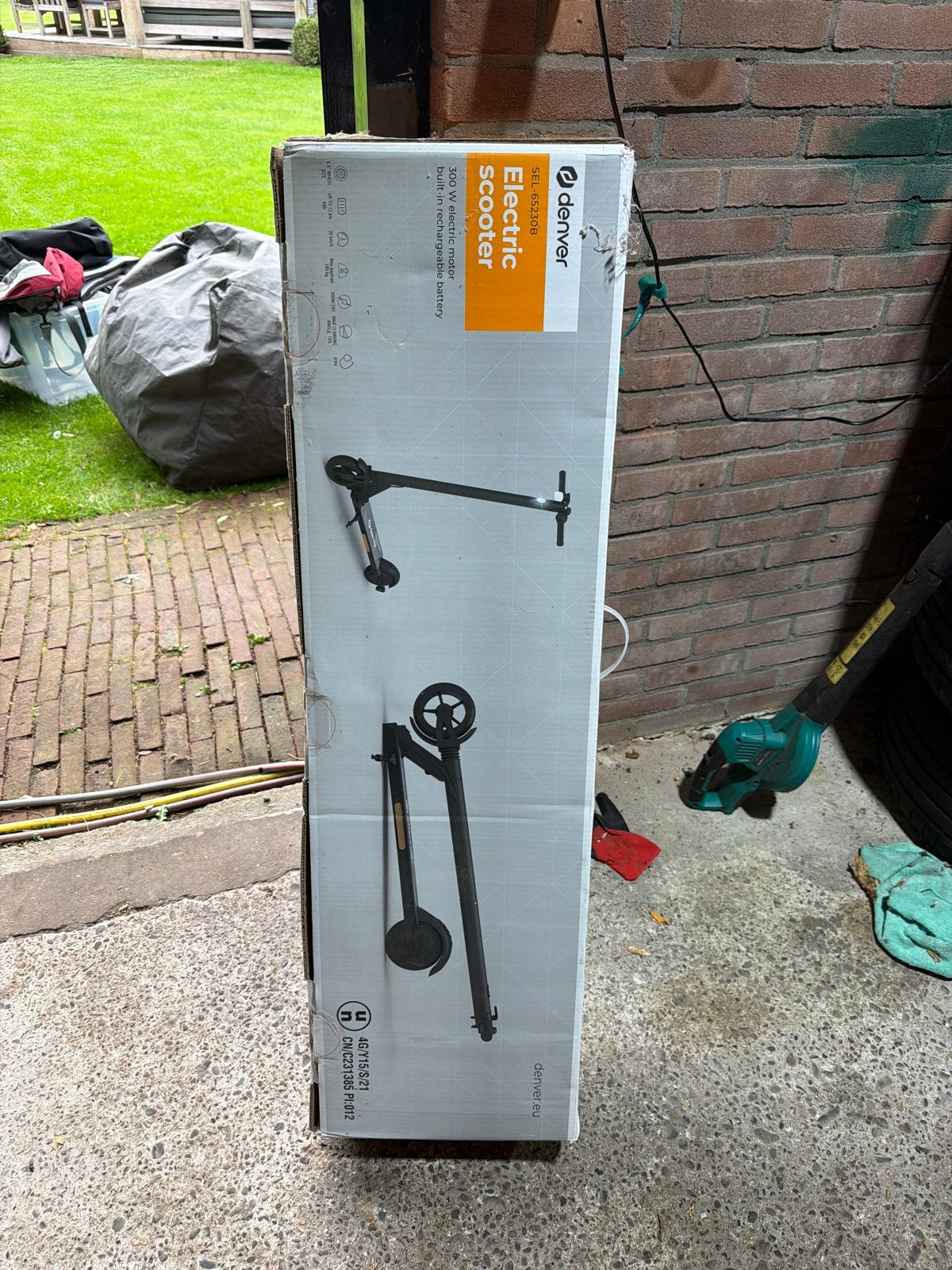 Denver SEL-65230B Elektrische Scooter - Nieuw in doos, Ophalen of Verzenden, Nieuw, Elektrische step (E-scooter)