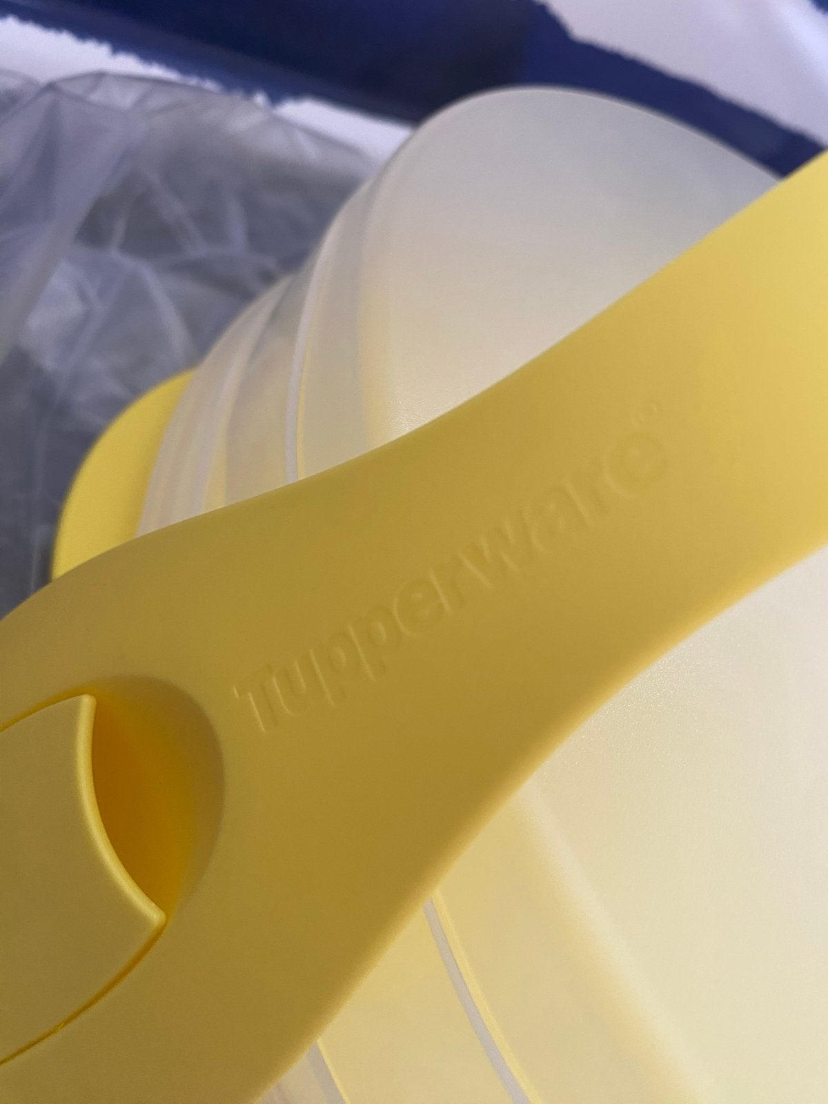 Tupperware Taartdoos Geel - Handige Taartbewaarder, Huis en Inrichting, Keuken | Tupperware, Bewaardoos, Verzenden, Geel, Nieuw
